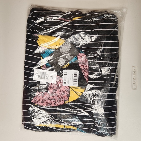 ❤️NWT VINTAGE TORRID NIGHTMARE BEFORE CHRISTMAS JACK & SALLY REVERSIBLE DRESS - Picture 11 of 13